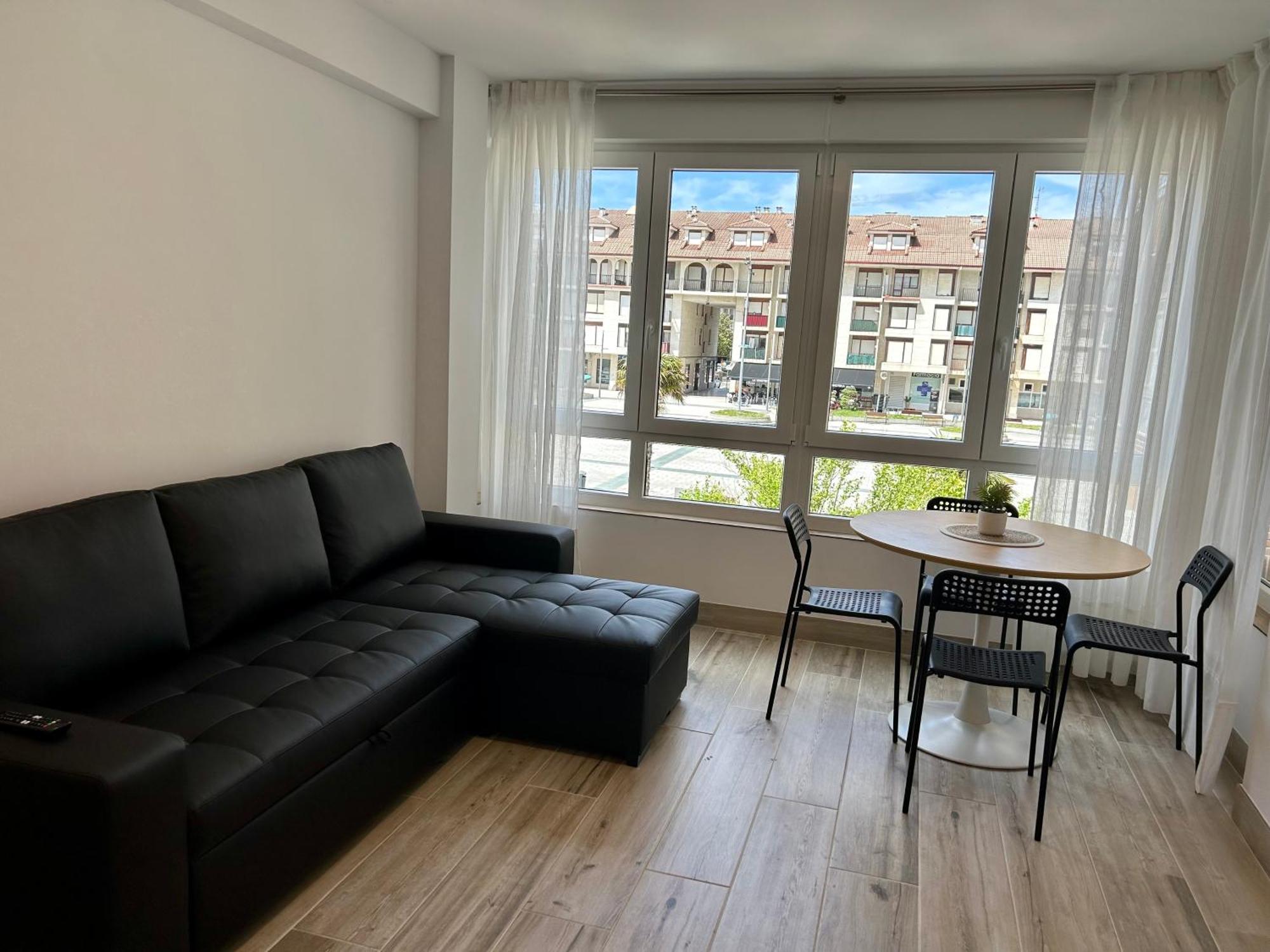 Apartamento Plaza De La Villa Playa Trengandin Noja Exteriör bild